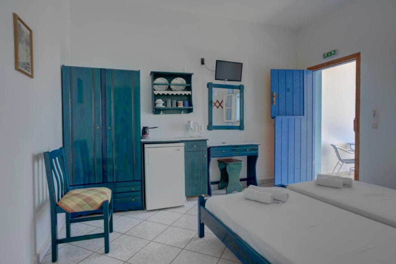 Panselinos Hotel Anafi Exterior photo